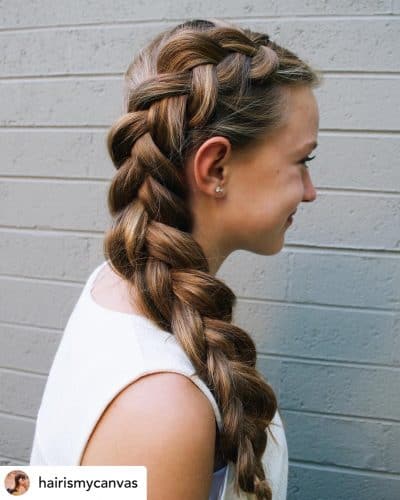 Chunky side braids are the perfect hairstyle for school! Check out 10 ridiculously cute and easy back to school hairstyles!
