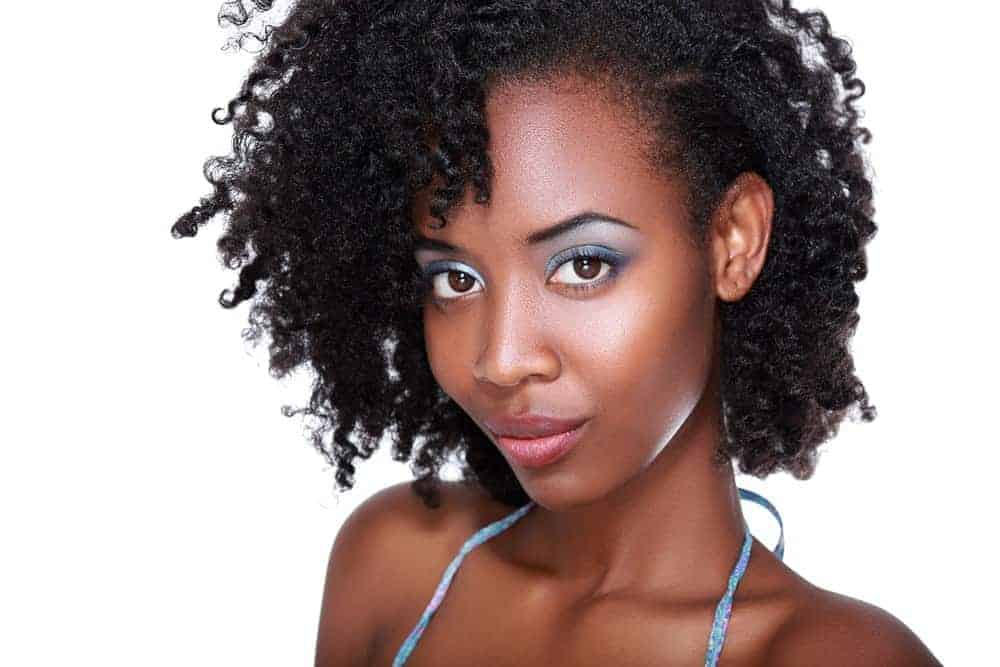Learn How to Use an Aloe Vera Gel Hair Mask to Promote Natural Hair Growth and Regrowth
