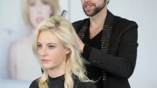 How To Style Hair In A Volumizing Bump : Hair Styling Techniques