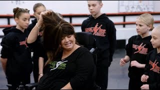 Dance Moms: Abby Takes Off Her Wig And Shows Her Scars (Season 8: Episode 1)