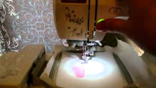 How To Embroider Felt For Hair Bows (Brother Se 400)