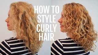 How To Style Curly Hair For Frizz Free Curls