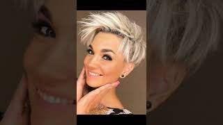 Women Short Haircuts Style With Amazing Grey Hair Dye / Pixie Haircuts With Fine Bang