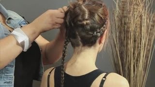 How To Do Grecian Style Hairdos : Long Hairstyles