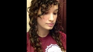 How To: Dry + Scrunch Curly Hair (No Heat, Encourages Curls, + No Frizz!)